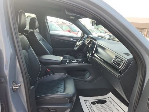 Used 2024 Volkswagen Atlas Cross Sport SEL Premium R-Line AWD/4WD image 18