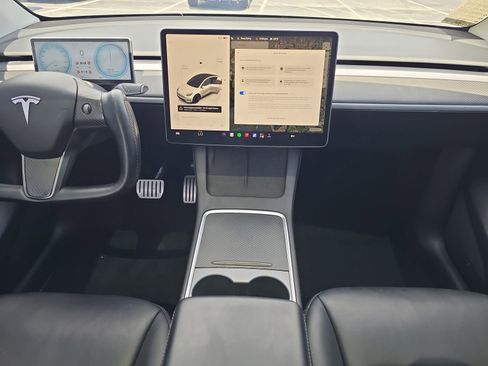 Used 2022 Tesla Model Y Performance AWD/4WD image 11