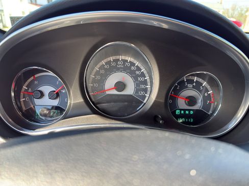 Used 2011 Chrysler 200 Limited image 13