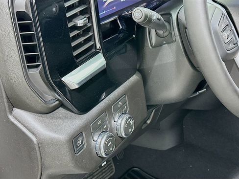 New 2026 GMC Sierra 1500 SLE AWD/4WD image 10