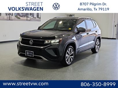 Certified 2023 Volkswagen Taos SE w/ Panoramic Sunroof Package
