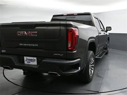 Used 2020 GMC Sierra 1500 AT4 w/ AT4 Premium Package image 11