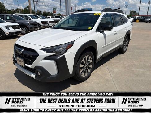 Used 2025 Subaru Outback Limited AWD/4WD image 8