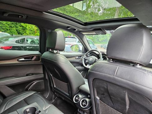 Used 2022 Alfa Romeo Stelvio Ti w/ Active Assist Plus Package image 52