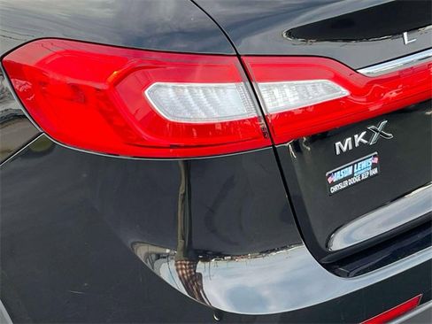 Used 2016 Lincoln MKX Black Label w/ Climate Package image 11