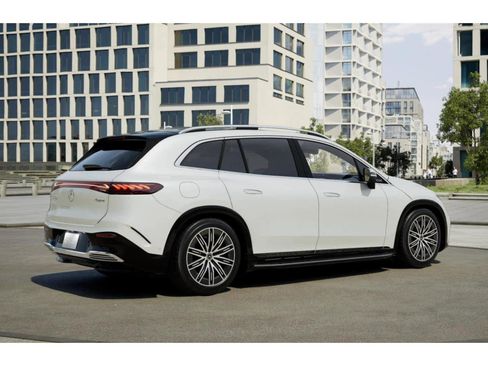 New 2026 Mercedes-Benz EQS 400 4MATIC SUV image 19