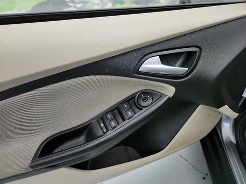 Used 2013 Ford Focus SE image 19