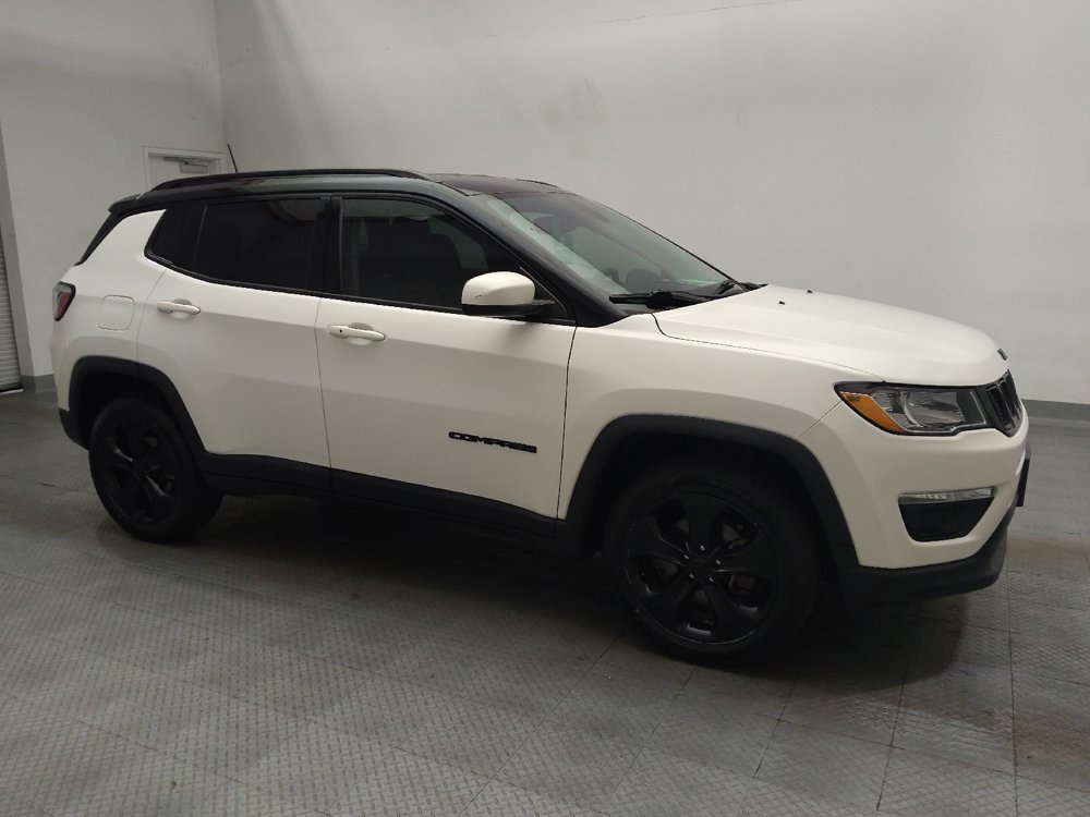 Used 2018 Jeep Compass Latitude w/ Popular Equipment Group AWD/4WD image 11
