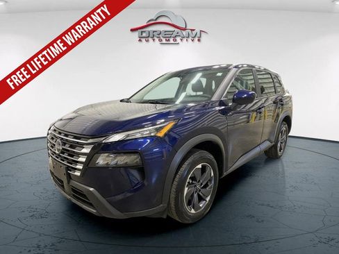 Used 2025 Nissan Rogue SV FWD image 4