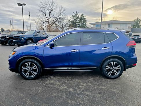 Used 2018 Nissan Rogue SL w/ Premium Package image 11