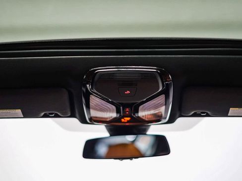 Used 2023 BMW 330i Sedan w/ Driving Assistance Package image 10