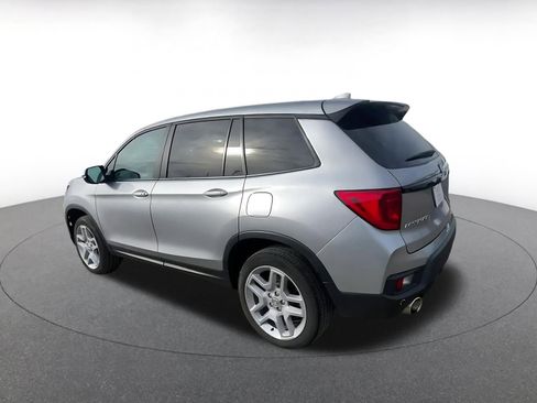 Used 2024 Honda Passport EX-L image 10
