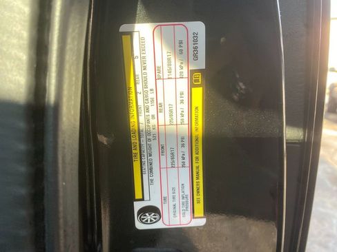 Used 2016 Dodge Grand Caravan SE image 31