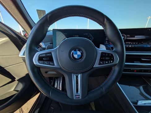 Used 2024 BMW X6 M60i w/ Executive Package image 17