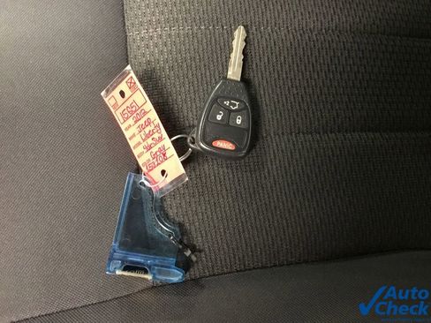 Used 2012 Jeep Liberty Sport image 50