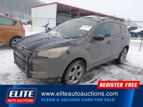 Used 2016 Ford Escape SE w/ Equipment Group 201A image 3
