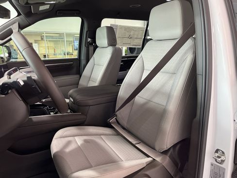 New 2026 Chevrolet Suburban LS w/ LS Custom Edition RWD image 12