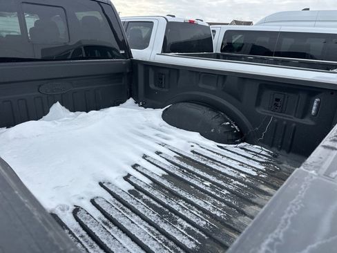 Used 2025 Ford F250 Platinum image 15