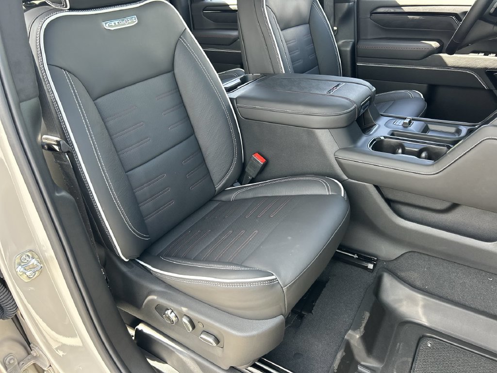 New 2026 GMC Sierra 2500 AT4X AWD/4WD image 28