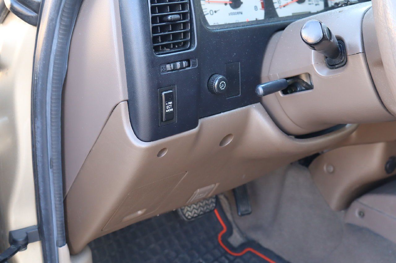 Used 2004 Toyota Tacoma PreRunner RWD image 18