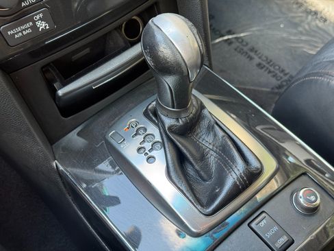 Used 2014 INFINITI QX70 2WD w/ Premium Package image 31
