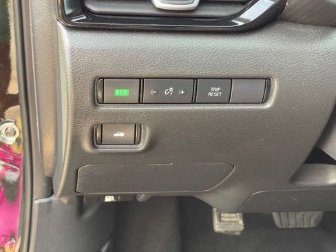 Certified 2024 Nissan Sentra SV w/ All-Weather Package FWD image 17