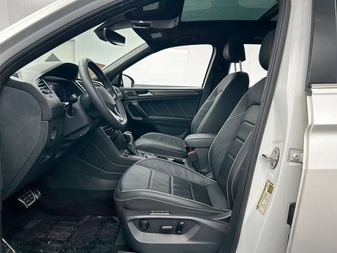 Used 2023 Volkswagen Tiguan SEL R-Line AWD/4WD image 13