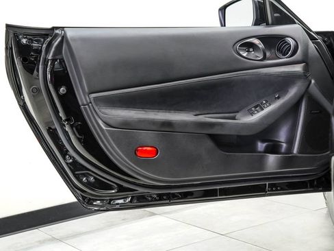 Used 2024 Nissan Z Performance w/ Floor Mat Package RWD image 38