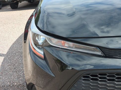 Certified 2021 Toyota Corolla LE FWD image 10