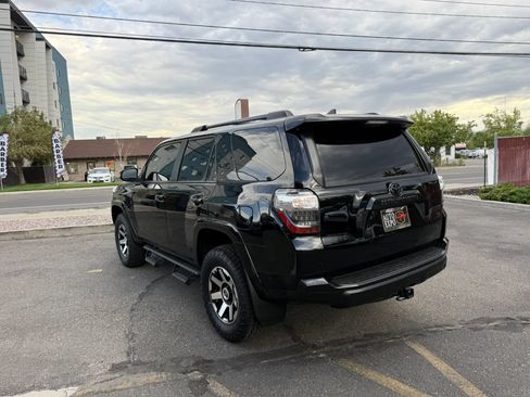Used 2024 Toyota 4Runner TRD Off-Road Premium w/ Moonroof Package AWD/4WD image 7