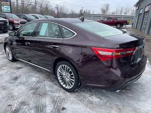 Used 2016 Toyota Avalon Limited image 5