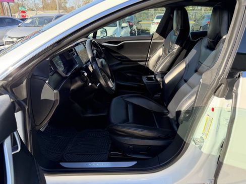 Used 2015 Tesla Model S 85D image 11