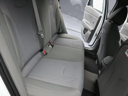 New 2026 Hyundai Elantra SE FWD image 26