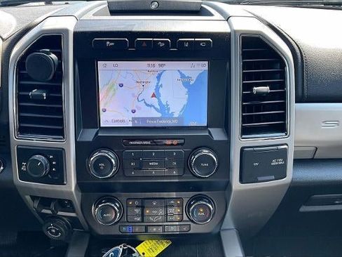 Used 2021 Ford F250 Lariat w/ Lariat Ultimate Package AWD/4WD image 10