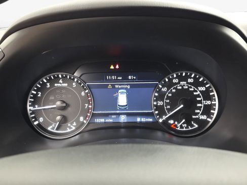 Used 2024 Nissan Armada SV AWD/4WD image 16