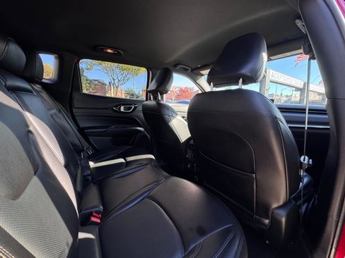 Used 2022 Jeep Compass Limited image 27