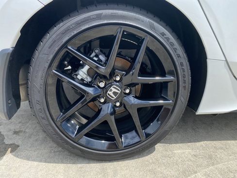 Certified 2024 Honda Civic Sport image 27