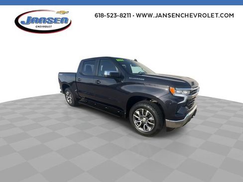 Used 2024 Chevrolet Silverado 1500 LT image 2