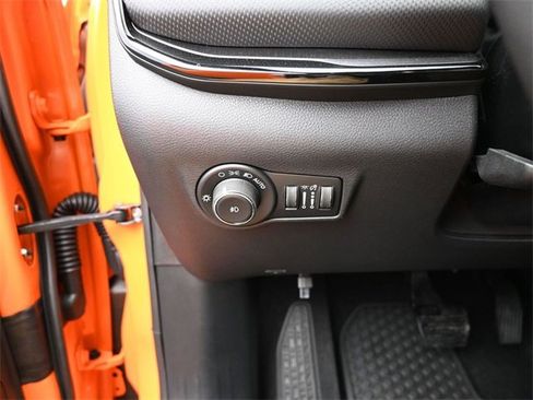 New 2026 Jeep Compass Latitude w/ Sun and Sound Group image 33