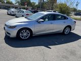 Used 2018 Chevrolet Malibu LT image 3