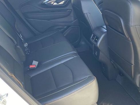Used 2024 GMC Terrain AT4 image 17