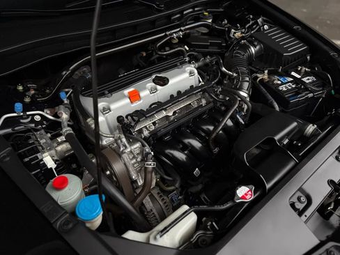 Used 2011 Honda Accord EX-L image 49