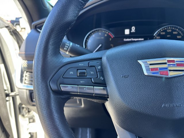 Used 2022 Cadillac XT4 Sport FWD image 28