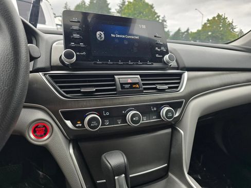 Used 2018 Honda Accord LX image 25