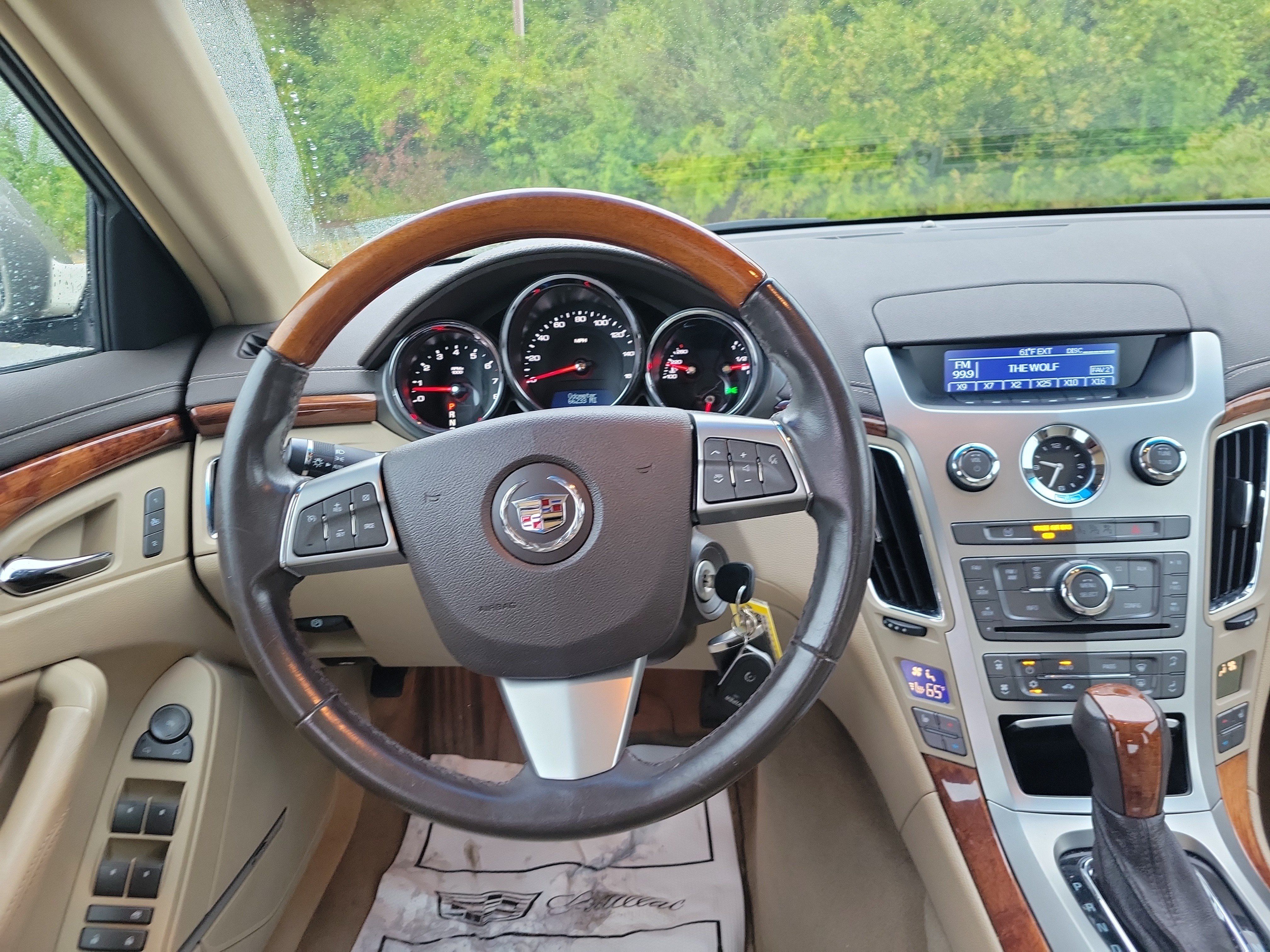 Used 2011 Cadillac CTS Luxury AWD/4WD image 16