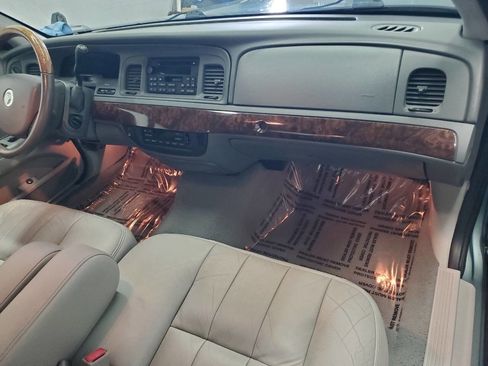 Used 2005 Mercury Grand Marquis LS RWD image 14