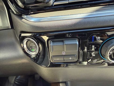 New 2026 Chevrolet Silverado 1500 High Country w/ Technology Package AWD/4WD image 48