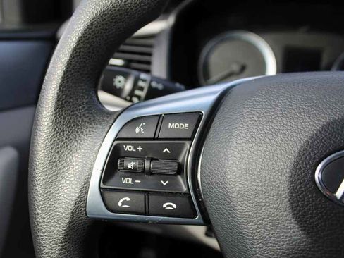 Used 2018 Hyundai Sonata SE image 16