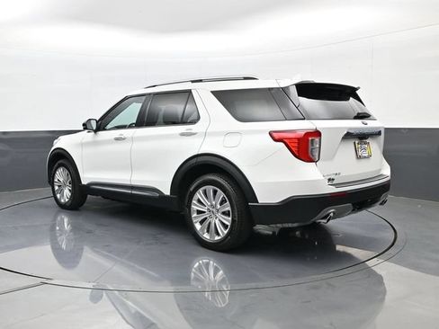 Used 2024 Ford Explorer Limited w/ Limited Technology Package AWD/4WD image 7