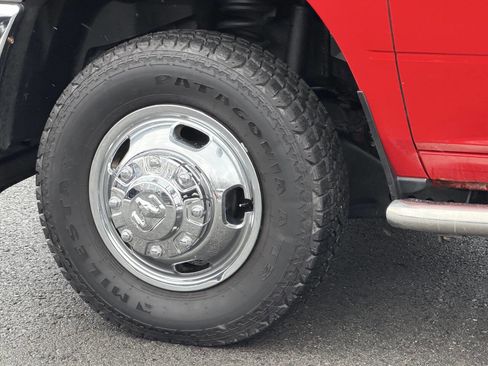 Used 2023 RAM 3500 Tradesman image 18